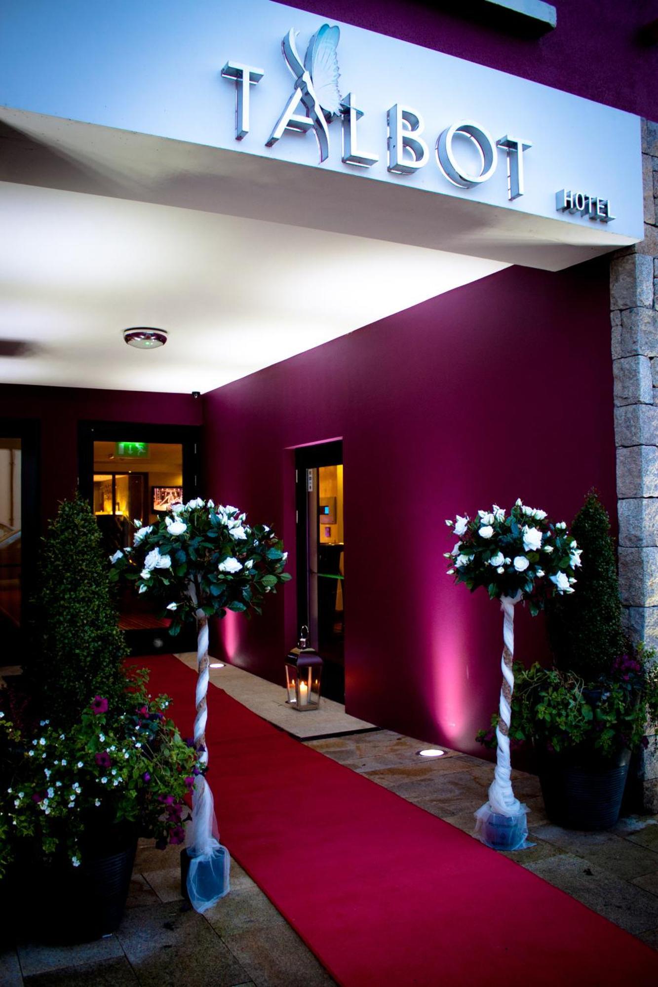 The Talbot Hotel Belmullet Exterior photo